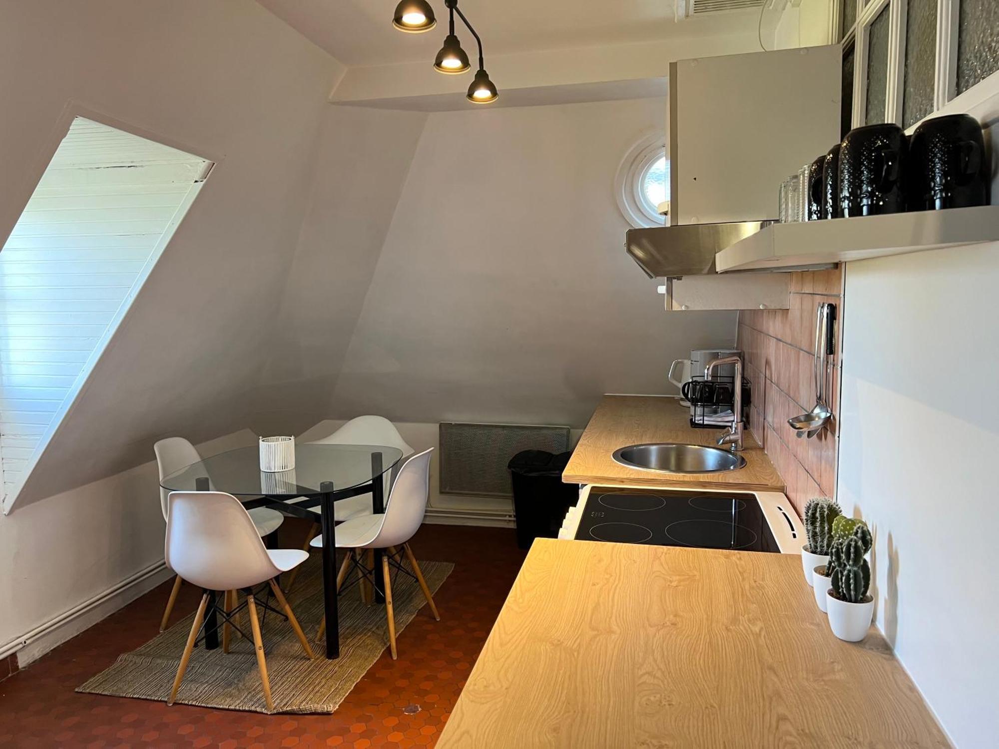 Spacieux Appartement Jardin, Bbq, Vue Sur Mer, Trouville Luaran gambar