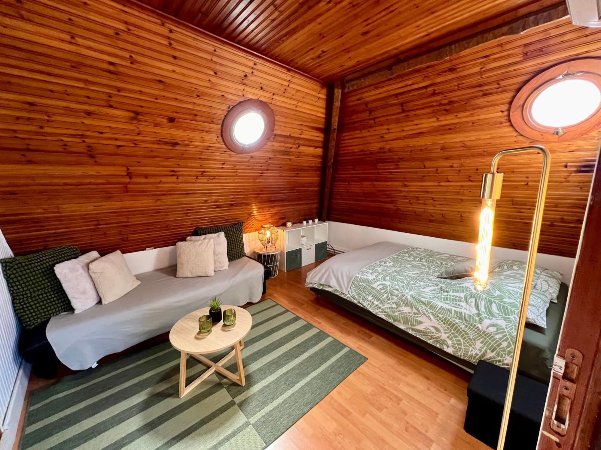 Spacieux Appartement Jardin, Bbq, Vue Sur Mer, Trouville Luaran gambar